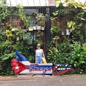 Meet your Posher, Yohanka